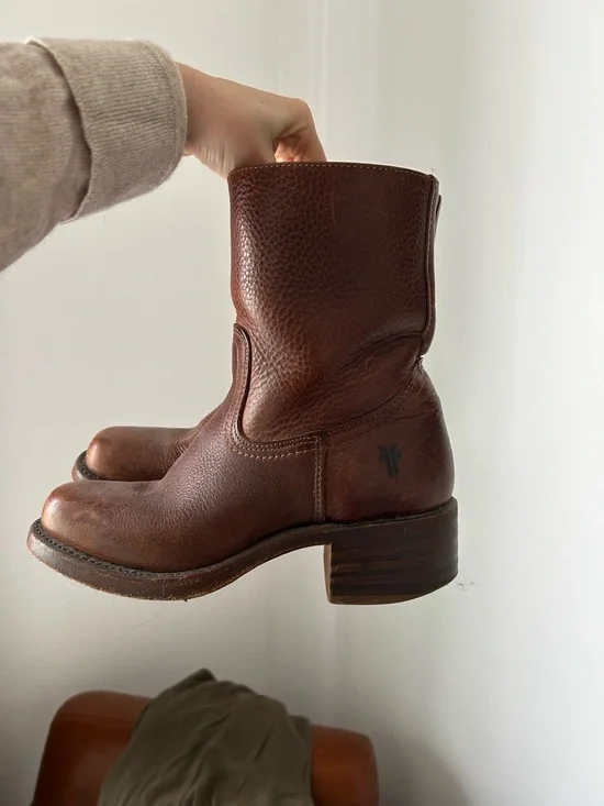 FRYE Boots - Picture 6 of 12